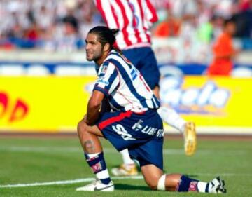 El "Choro" tuvo un gran desempeño en Tecos y luego pasó al América. También actuó en el Monterrey.