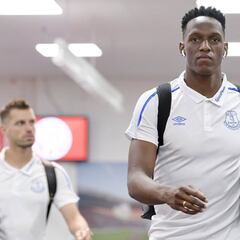 Yerry Mina vuelve a ser titular con Everton en pretemporada
