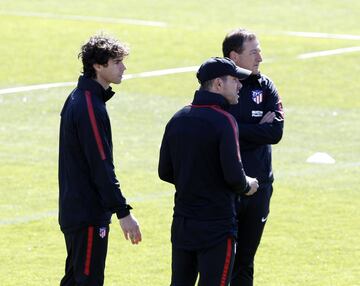 Tiago, Vizcaíno y Simeone.