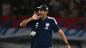 Arturo Reyes evita hablar de una posible salida de Junior