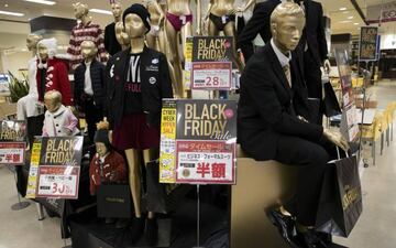 Black Friday en un supermercado de Tokyo, Japón.