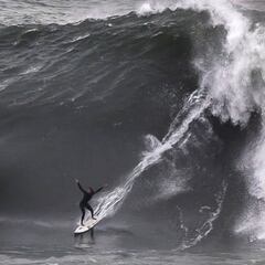 Despierta la ola gigante "Hombre muerto"