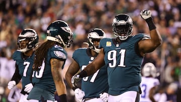 PHILADELPHIA, PENNSYLVANIA - OCTOBER 16: Fletcher Cox #91 of the Philadelphia Eagles celebrates after a play in the first quarter of the game against the Dallas Cowboys at Lincoln Financial Field on October 16, 2022 in Philadelphia, Pennsylvania.   Tim Nwachukwu/Getty Images/AFP