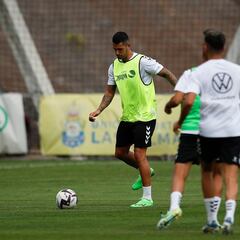 La panza de burro da un respiro a Las Palmas