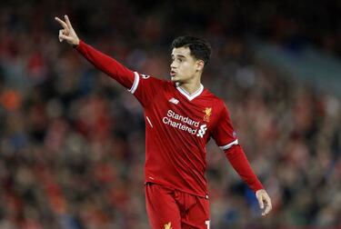 Liverpool's Coutinho refuses to rule out January move