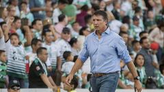 Robert Siboldi renuncia a Santos por conflicto con Alcoba