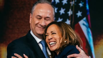 Kamala Harris podría convertirse en la primera mujer presidenta del país. Si esto sucede, ¿cómo debería llamarse su esposo, Douglas Emhoff?
