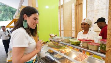 Los platos típicos más representativos son: el champús, el cholado, el pandebono, las empanadas, las marranitas, los aborrajados, la lulada, el chontaduro, la chuleta de cerdo y las tradicionales alfeñiques.