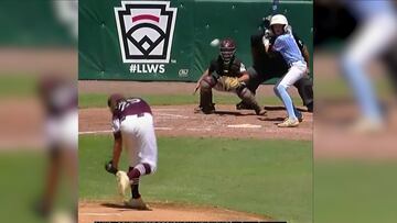 Es golpeado por el pitcher y después lo reconforta