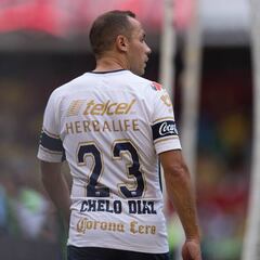 Pumas podría perder a Marcelo Díaz: Racing busca al Chelo