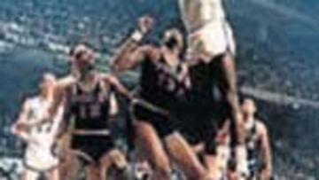 Bill Russell, con los Celtics.