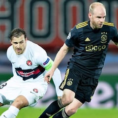 Davy Klaasen cambia el sofá de casa por la Champions en horas