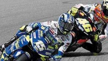 <b>SIGUE LA EMOCIÓN.</B> Nuevo duelo entre Gibernau y Rossi.