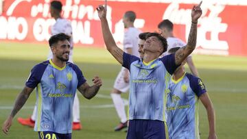 El Almería vuelve a su normalidad