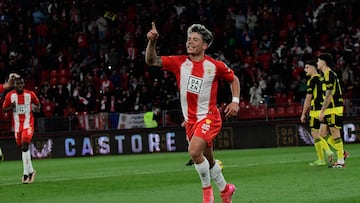 Mucho tiene que ver Melamed en la mejoría del Almería. El mediapunta es un generador de peligro constante; y con confianza, es un jugador muy a tener en cuenta. Ante el Zaragoza anotó un gol tras un envío de Luis Suárez. El 10 levantó la pelota lo justo para que no llegara Femenías.
