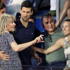 El padre de Djokovic señala a Dimitrov como responsable de los contagios por coronavirus