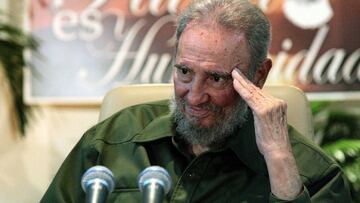 (FILES) This handout picture released by Cubadebate on July 26, 2010, shows Cuban leader Fidel Castro during a ceremony to pay hommage to national hero Jose Marti at the Jose Marti Memorial in Havana. 
 Cuban revolutionary icon Fidel Castro died late on November 25, 2016 in Havana, his brother, President Raul Castro, announced on national television. / AFP PHOTO / CUBADEBATE / SILVIO RODRIGUEZ