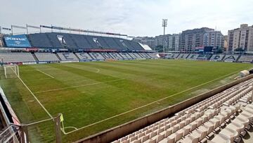Estadio del Lleida Esportiu, que tendrá que dejar por la rescisión del convenio con el Ayuntamiento.