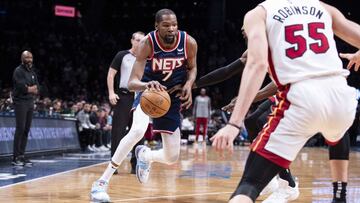 Durant regresa en un naufragio