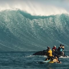 Las temibles olas gigantes de Hawái vuelven de las vacaciones