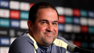 LOS ANGELES, CALIFORNIA - MAY 30: Manager Andr� Jardine of Club Am�rica speaks to the media prior to the FIFA Club World Cup 2025 Playoff at BMO Stadium on May 30, 2025 in Los Angeles, California. Luke Hales/Getty Images/AFP (Photo by Luke Hales / GETTY IMAGES NORTH AMERICA / Getty Images via AFP)