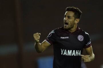 Buenos Aires, 18 de abril 2017
 Copa Libertadores de America
 Lanus vs Zulia en el Estadio Ciudad de Lanus.
 Gol y Festejos Lautaro Acosta de Lanus de Argentina
 Foto Ortiz Gustavo
 