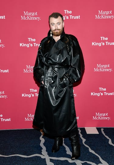Sam Smith posa en la alfombra roja de los The King's Trust Global celebrados en Nueva York.