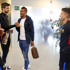 Coutinho conoció a sus compañeros; Suárez, su anfitrión