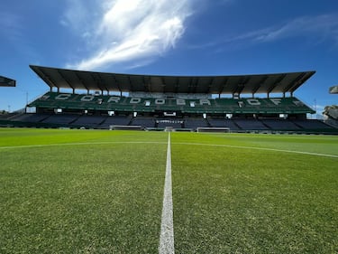 El Córdoba supera la barrera de los 10.000 socios