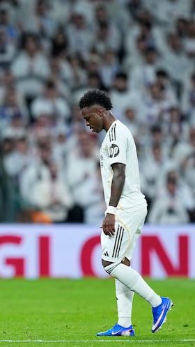 Un antes y un después: la histórica pitada del Bernabéu a Vinicius