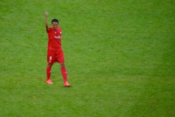 Bacca hizo este golazo que representó el 2-1 para el Sevilla.