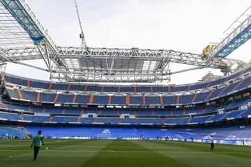 Así está el aspecto del Santiago Bernabéu el día de su reestreno.