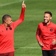 Neymar y Mbappé retan a Salah y Klopp en Anfield