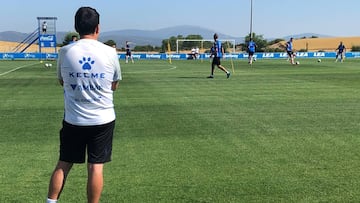 El t&eacute;cnico del Alav&eacute;s, Asier Garitano, durante un entrenamiento.