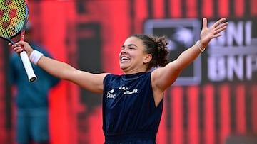 Jasmine Paolini celebra su victoria contra Coco Gauff en la final del WTA 1.000 de Roma.