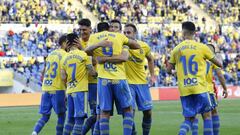 Los jugadores de Las Palmas celebran un gol