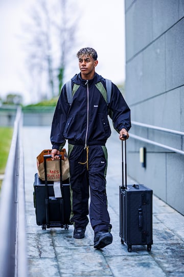 Lamine Yamal llegando a Las Rozas. 