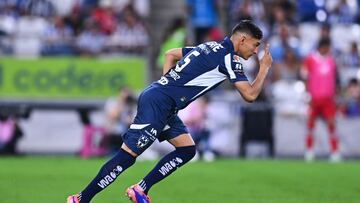 Fidel Ambriz of Monterrey during the 6th round match between Monterrey and Toluca as part of the Liga BBVA MX, Torneo Apertura 2024 at BBVA Bancomer Stadium on August 31, 2024 in Monterrey, Nuevo Leon, Mexico.