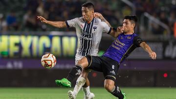  (L-R), Luis Romo of Monterrey and Roberto Meraz of Mazatlan during the game Mazatlan FC vs Monterrey, corresponding to Round 16 of the Torneo Clausura 2023 of the Liga BBVA MX, at El Kraken Stadium, on April 21, 2023.

<br><br>

(I-D), Luis Romo de Monterrey y Roberto Meraz de Mazatlan durante el partido Mazatlan FC vs Monterrey, Correspondiente a la Jornada 16 del Torneo Clausura 2023 de la Liga BBVA MX, en el Estadio El Kraken, el 21 de Abril de 2023.