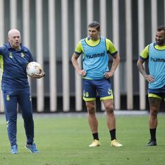 Las lesiones vuelven a condicionar a Pepe Mel