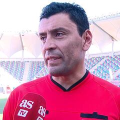 ¿VAR en el fútbol chileno el 2019? Esto dijo Roberto Tobar