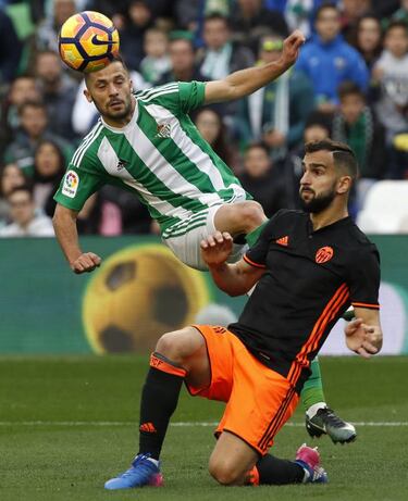 Real Betis present new shirt in homage to Andalucia and Celtic