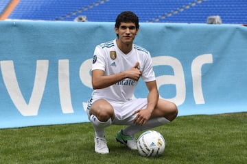 Jesús Vallejo presenta a su novia, María Delgado, en Instagram