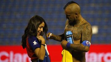 "La gente en Chile me quiere y me admira porque soy humilde"