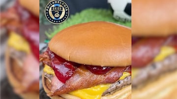 La receta de la hamburguesa que se hiciera viral en el estadio de Philadelphia Union