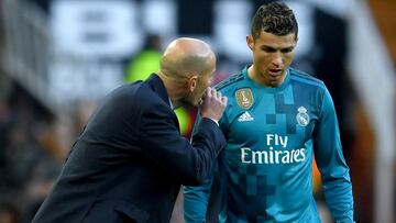 Pérez pays tribute to Ronaldo and Zidane