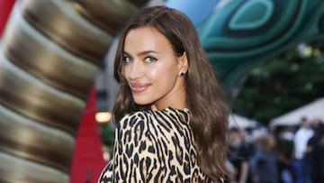 &#039;El idiota&#039;, el complemento de Irina Shayk en el que muchos ven un claro mensaje.