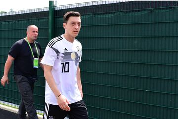 Mesut Özil será uno de los líderes de Alemania en Rusia 2018, en donde enfrentará a México, Suecia y Corea del Sur por el Grupo F, buscando avanzar y repetir el título del Mundo logrado en Brasil 2014.