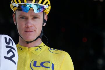 Chris Froome antes de comenzar la 18ª etapa del Tour de Francia de 2017.