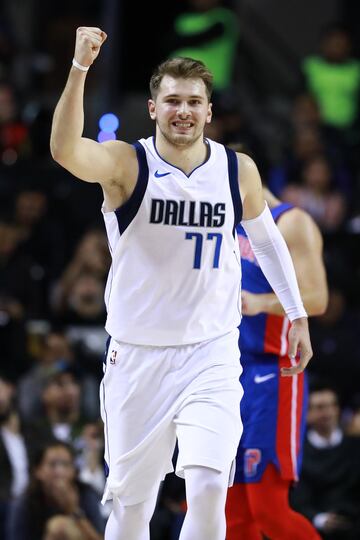 En su segunda temporada en la NBA ha conseguido ser el segundo jugador en la historia de la NBA que ha logrado m¨¢s partidos consecutivos (20) con al menos 20 puntos, 5 asistencias y 5 rebotes en cada partido, superando los 18 partidos de Michael Jordan.